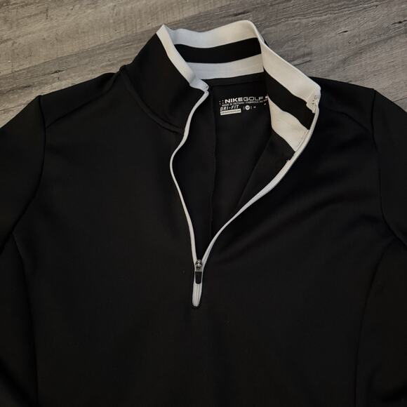 NIKE Golf Dri Fit 1/2 Zip Pullover Womens Sz Medium Black White 1/4 Zip - Picture 3 of 8